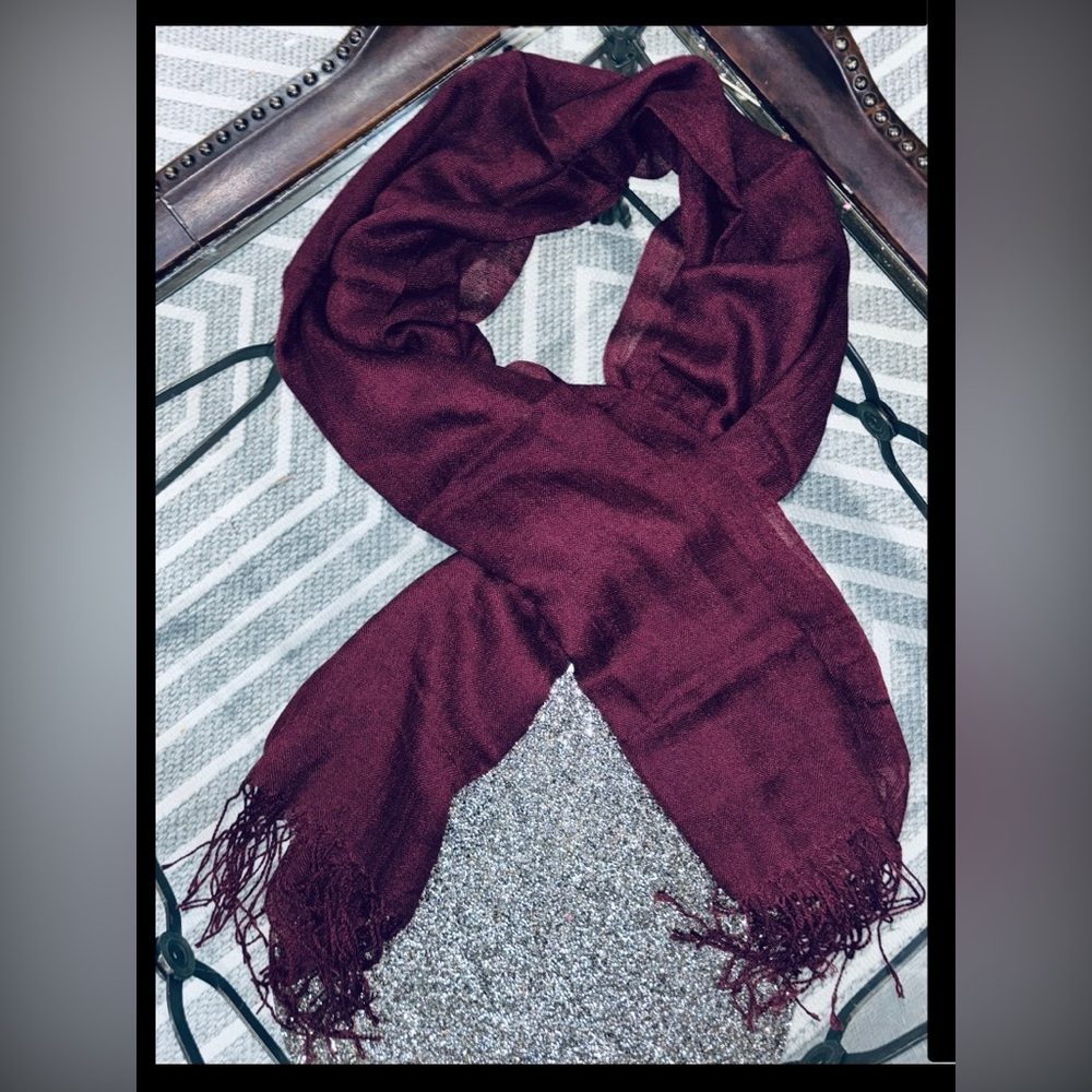 H&M Merlot Scart—> OSFA